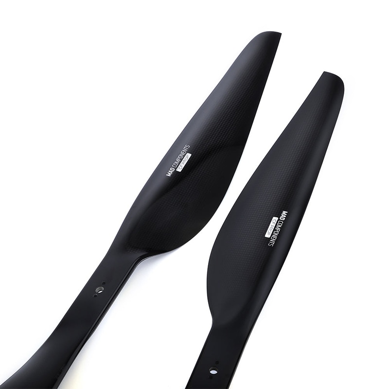 MAD FLUXER Pro Shine 18x5.9 Inch Glossy Carbon Fiber Drone Propeller, 34 g, 457.2 x 149.86 mm