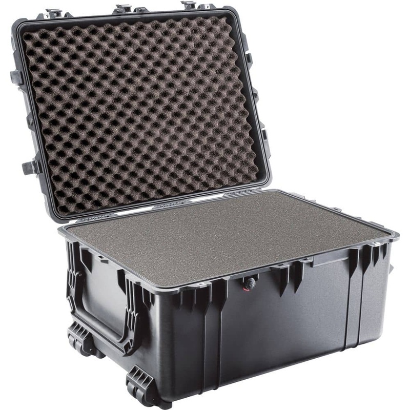 Pelican 1630 Case with Foam (Black)