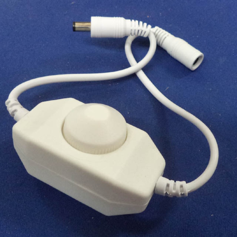 03004 - LED DIMMER 12V-24V 2A