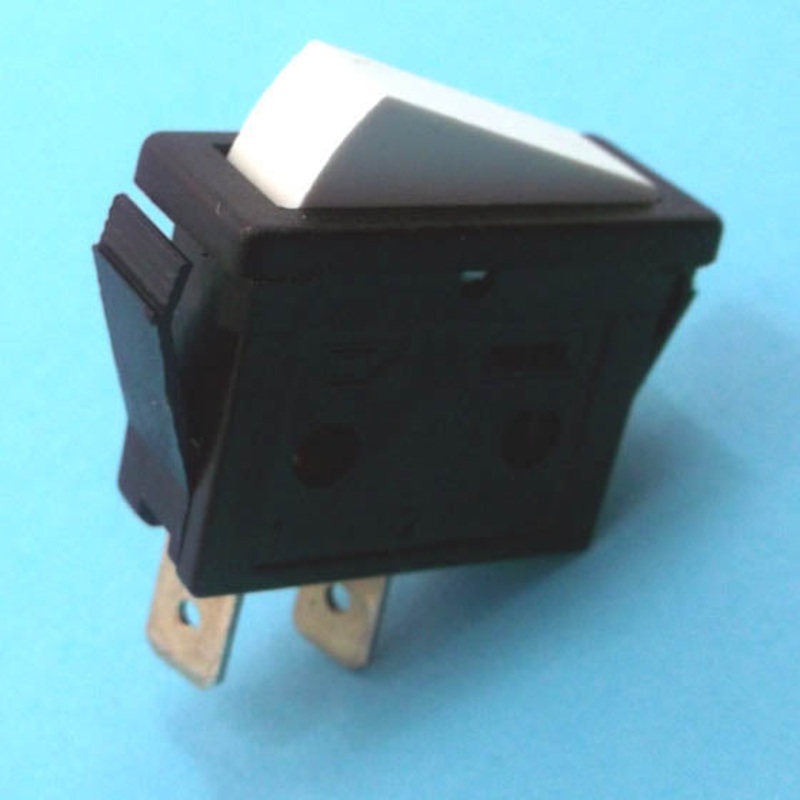MD36L - ROCKER SWITCH 1P1T 16A ON-OFF 125VAC QT 11X30MM ACTU WHT