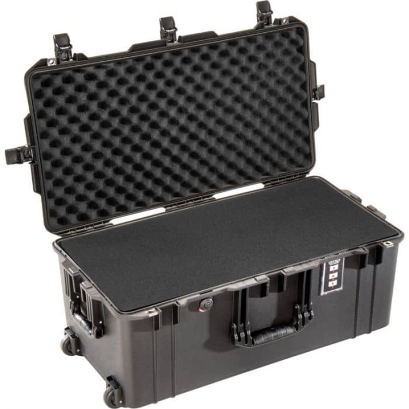 Pelican 1626 Air with Foam Black
