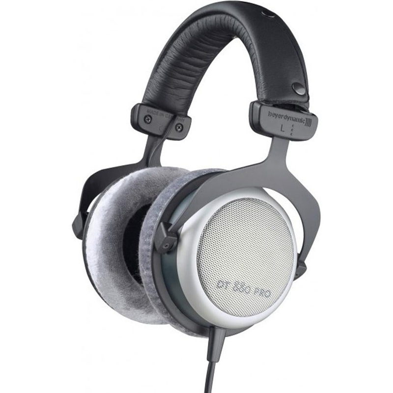 BeyerDynamic DT-880 Pro Headphones (250 Ohm) none