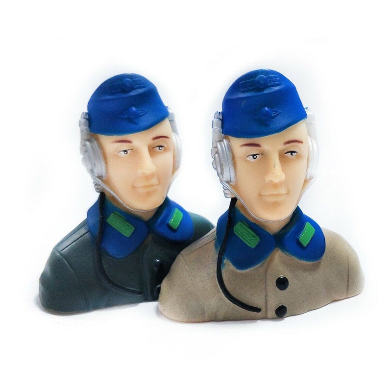 1/7 Pilot Figure Star Captain for RC Model Airplane 50cc Big Plane L57*W29*H57mm Brown /Army Green