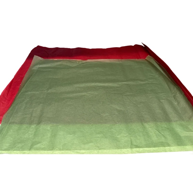 Red/Green Tissue Paper - 4 Sheets