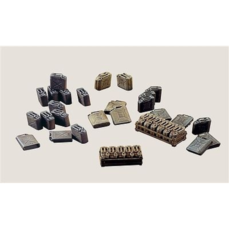 Italeri 550402 1/35 Jerry Cans