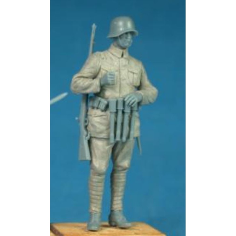 Copper State Models F35046 1/35 German Freikorps Soldier Standing