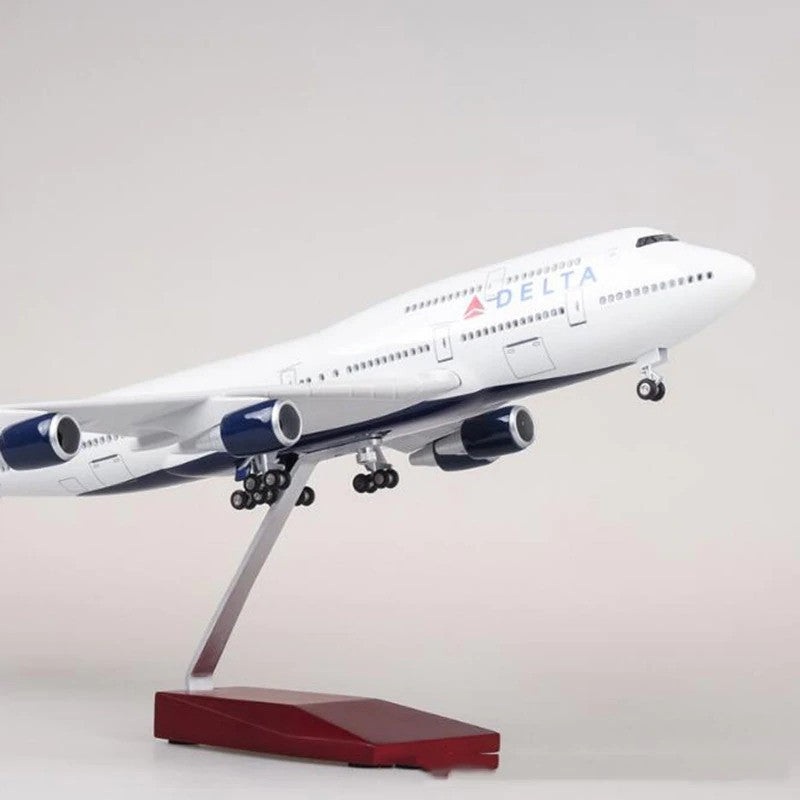 XL Delta Air Lines Boeing 747