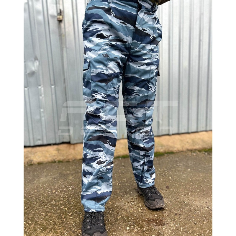Insulated Winter Pants for Urban Protection in Blue