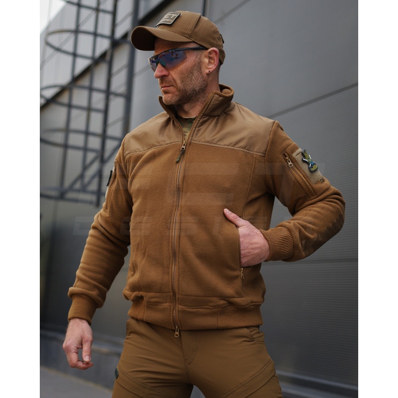 Rugged Fleece Jacket With Coyote Drawstring Design